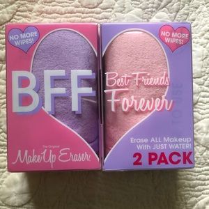 The original makeup eraser best friends duo. NIB